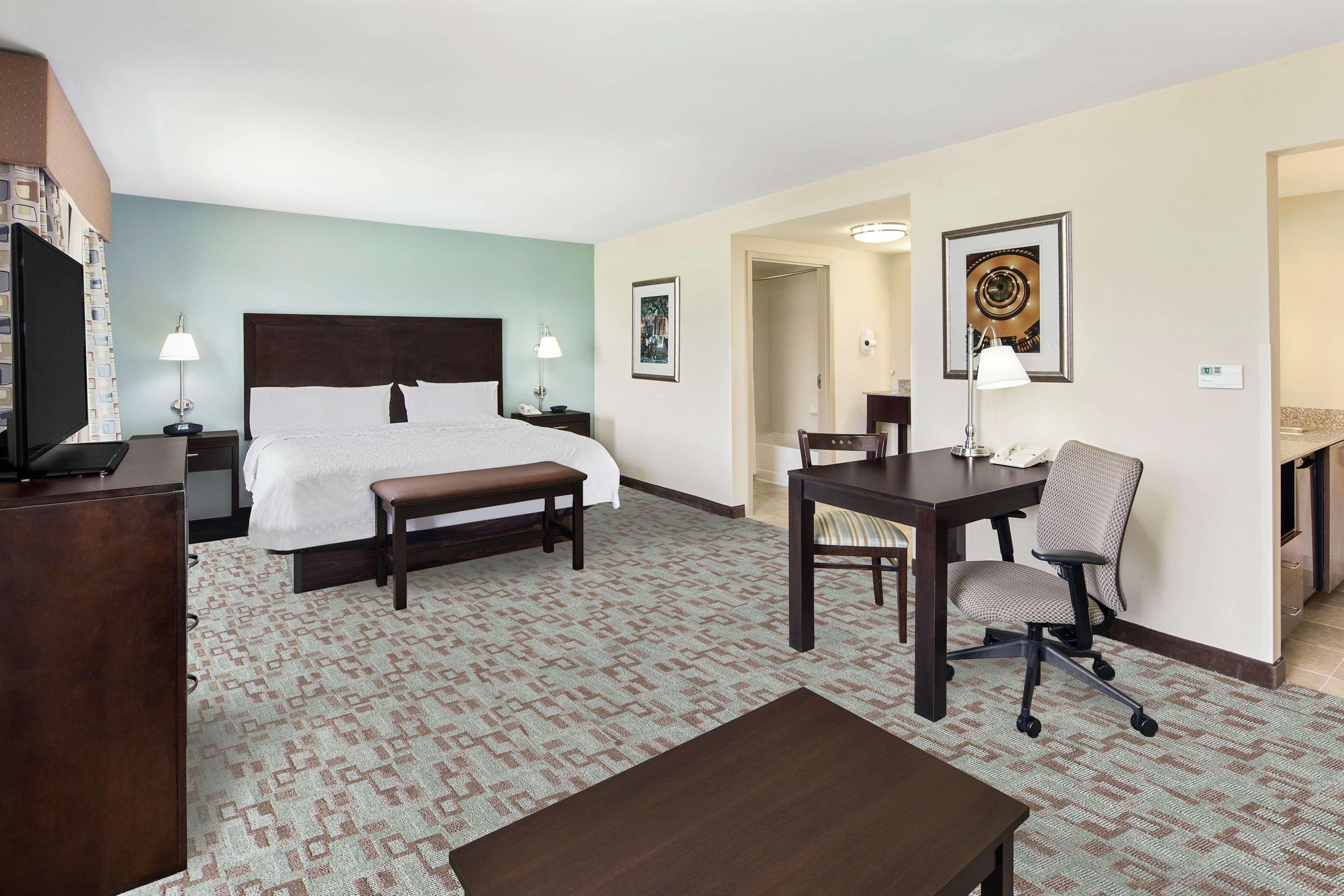 Hampton Inn And Suites Savannah-Airport Exterior photo